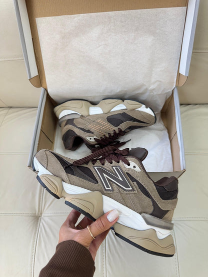 Tênis New Balance 9060 Castor Café Couro 100% Legítimo