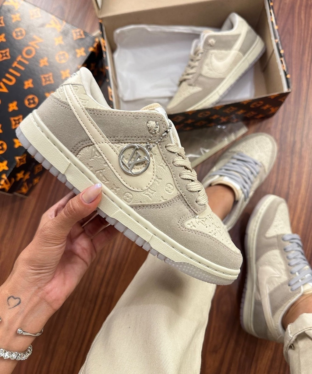 Tênis Nike Dunk Low Louis Vuitton Prime