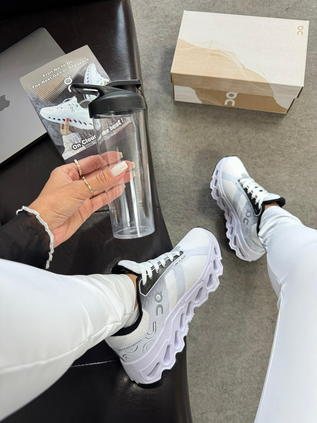 Tênis On Coudtilt Bege Prime