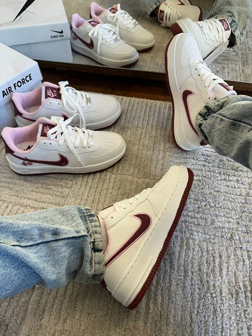 Tênis Nike Air Force Valentine´s Day