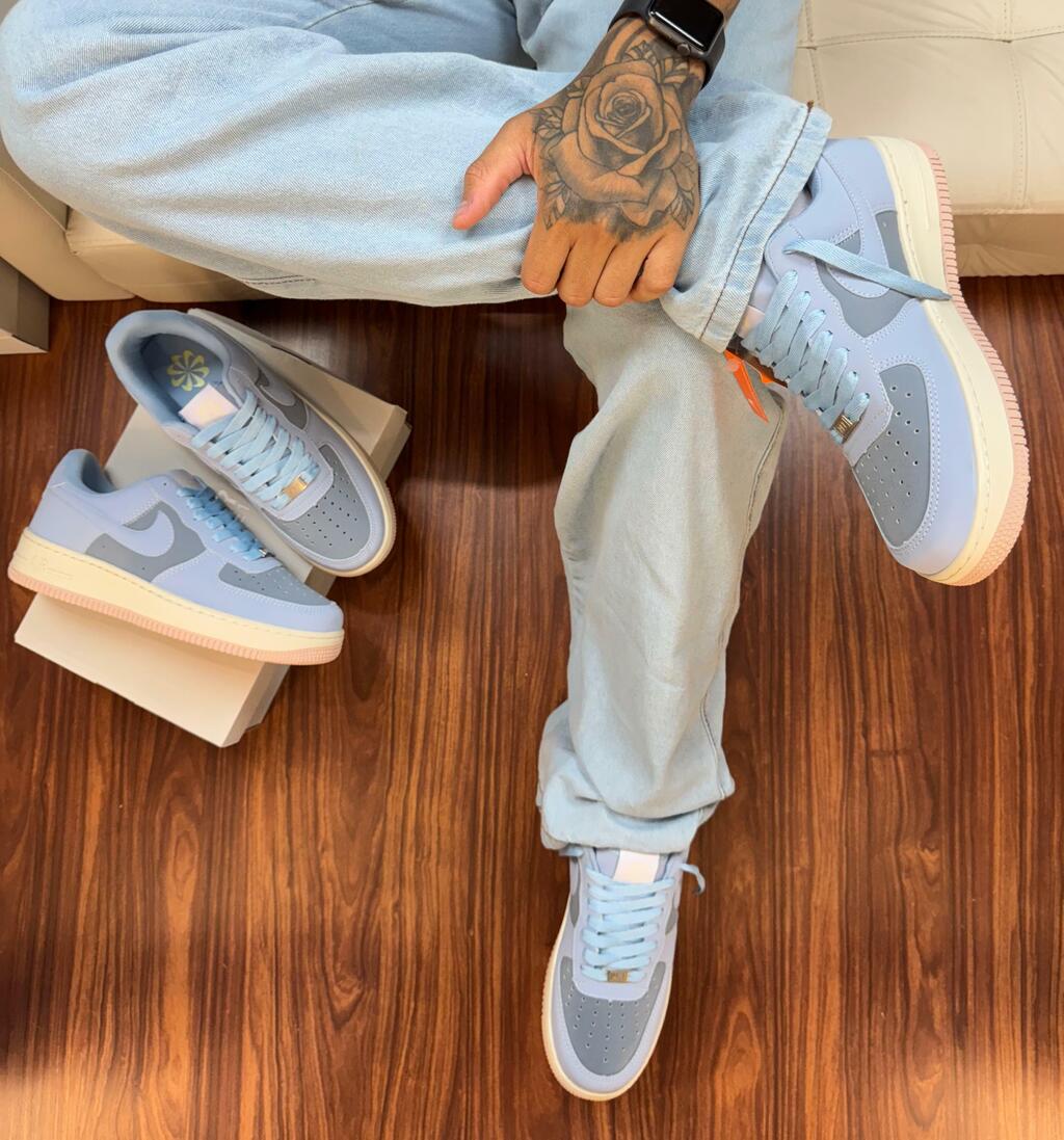 Tênis Nike Air Force Azul e Rosa Bebe Premium