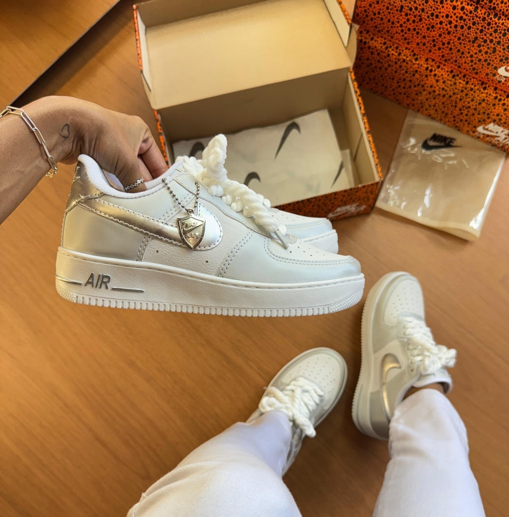 Tênis Nike Air Force Metalizado Luxo