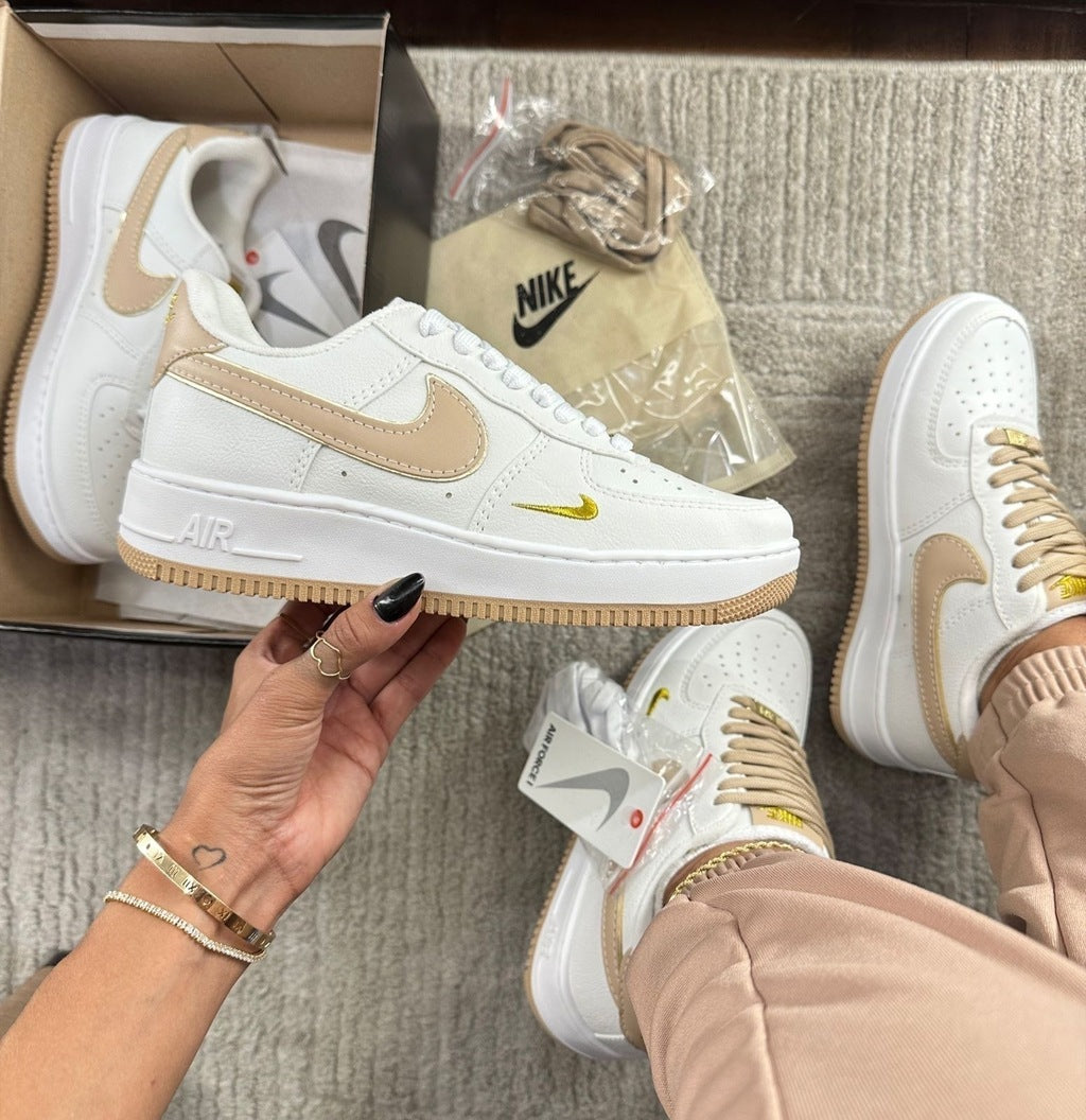 Tênis Nike Air Force Nude Premium