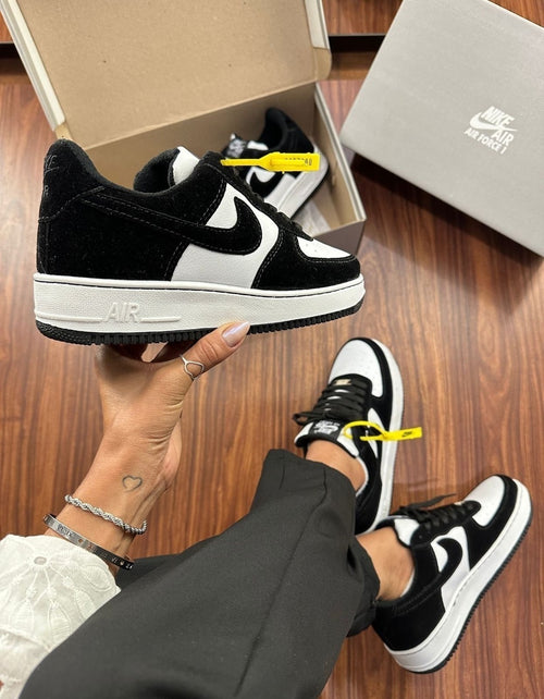 Tênis Nike Air Force Preto Camurça Prime