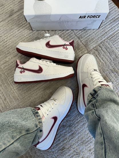 Tênis Nike Air Force Valentine´s Day