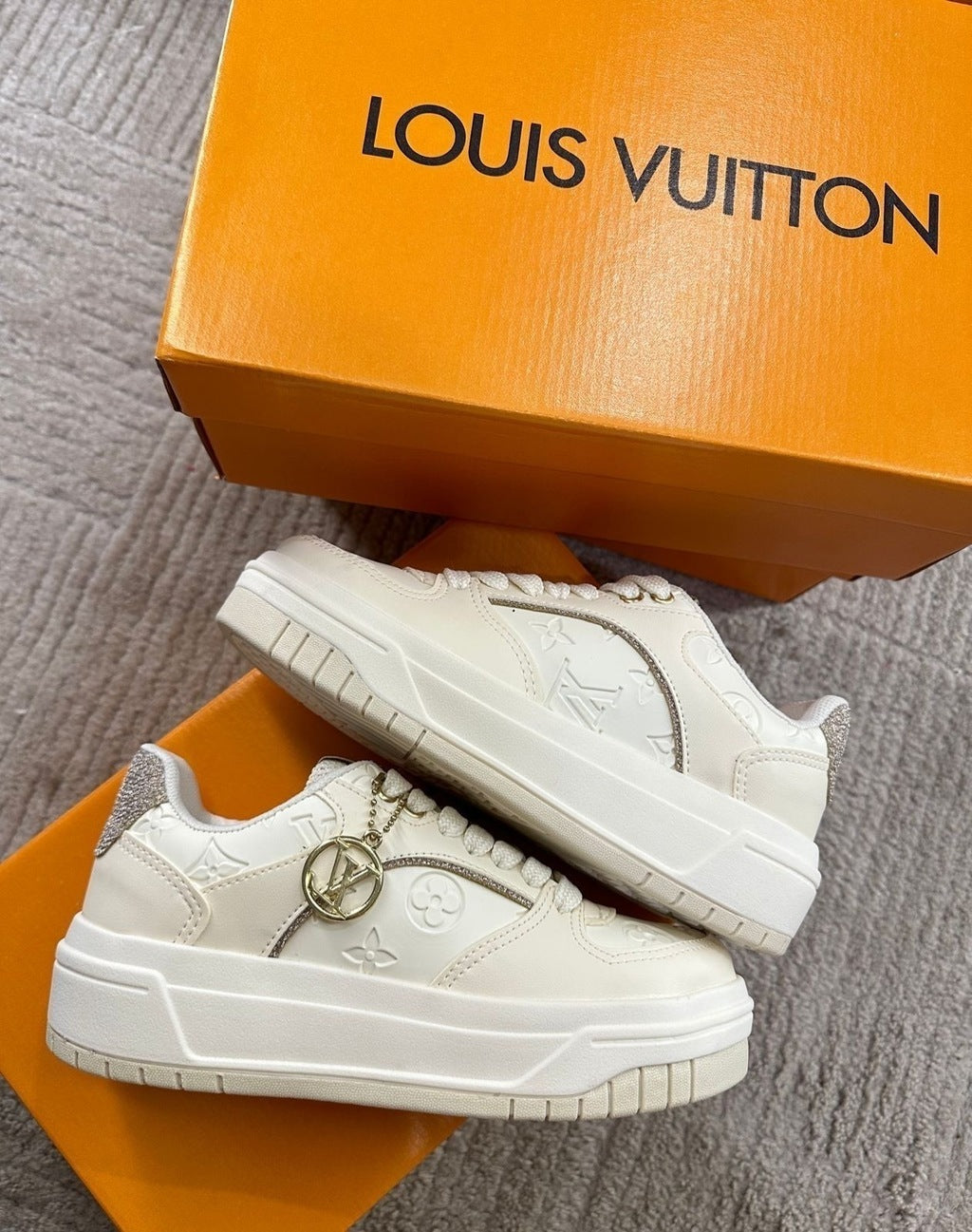 Tênis Louis Vuitton Branco Plataforma