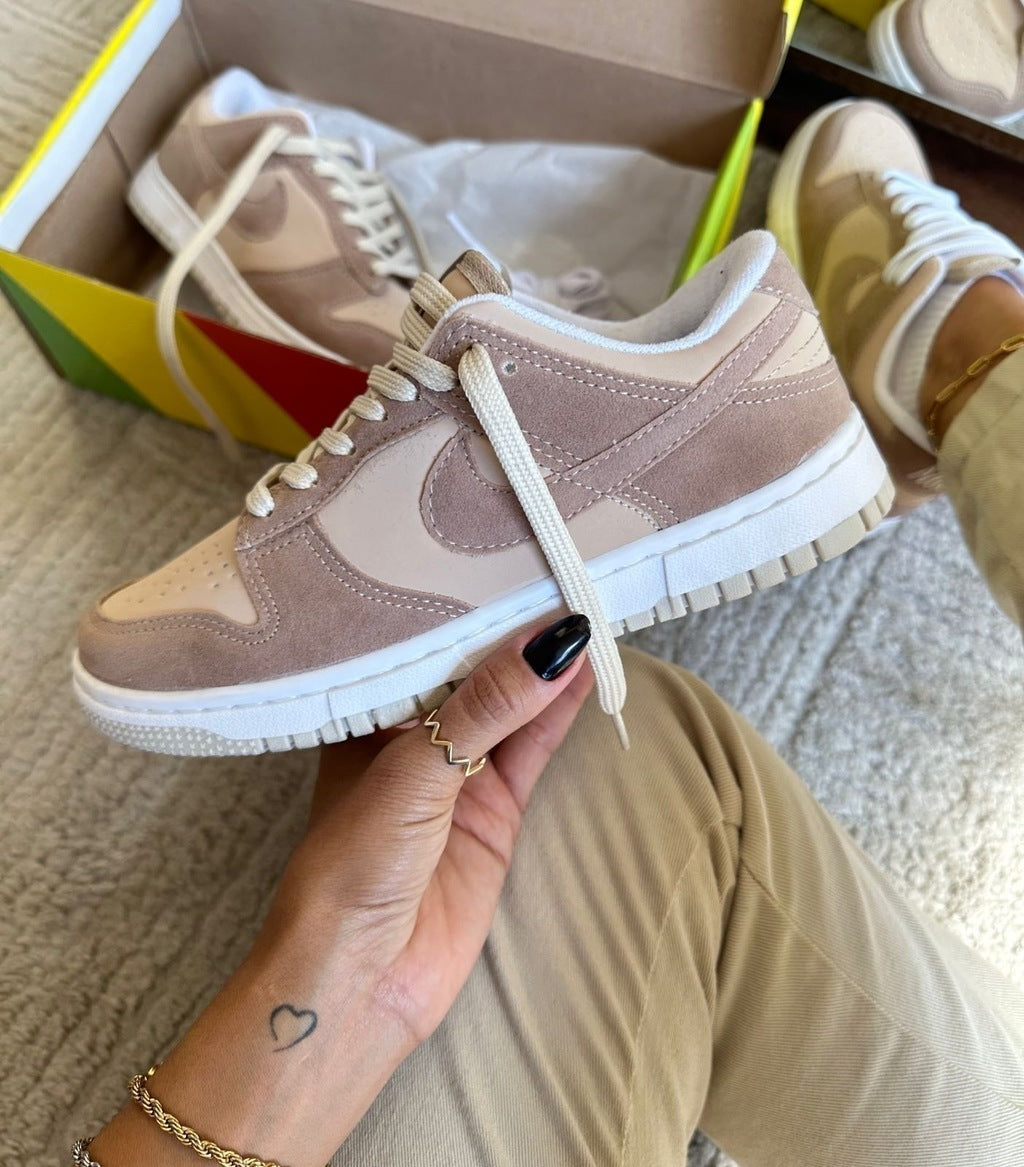 Tênis Nike Dunk Low Rose Camurça
