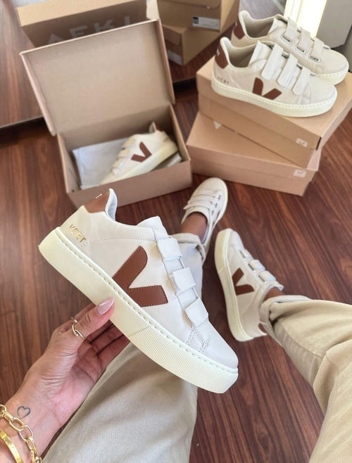 Tênis V Vert Velcro Caramelo Off White