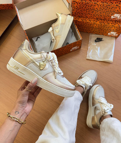 Tênis Nike Air Force Metalizado Luxo