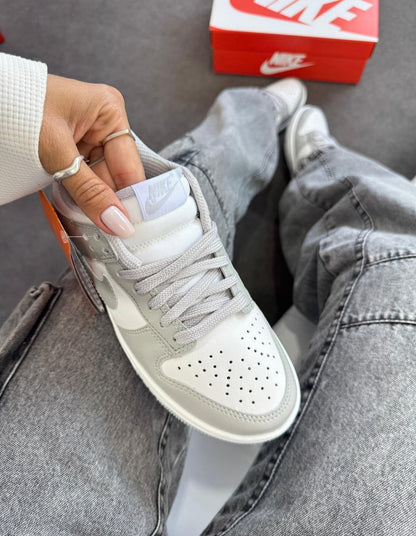 Tênis Nike Dunk Low Cinza Couro Vegano