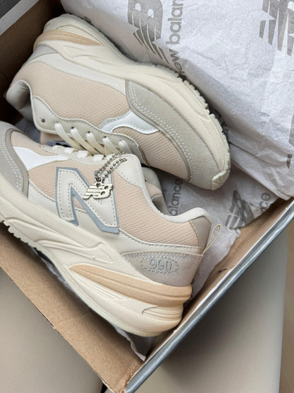 Tênis New Balance 990 Vintage Prime