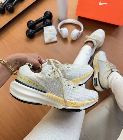 Tênis Nike Zoom X Invicible Run 3 - Colors