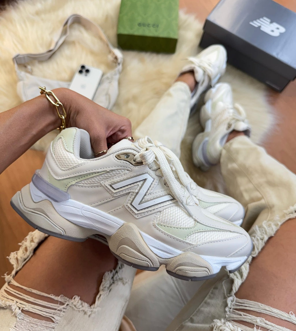 Tênis New Balance 9060 Bege Couro 100% Legítimo