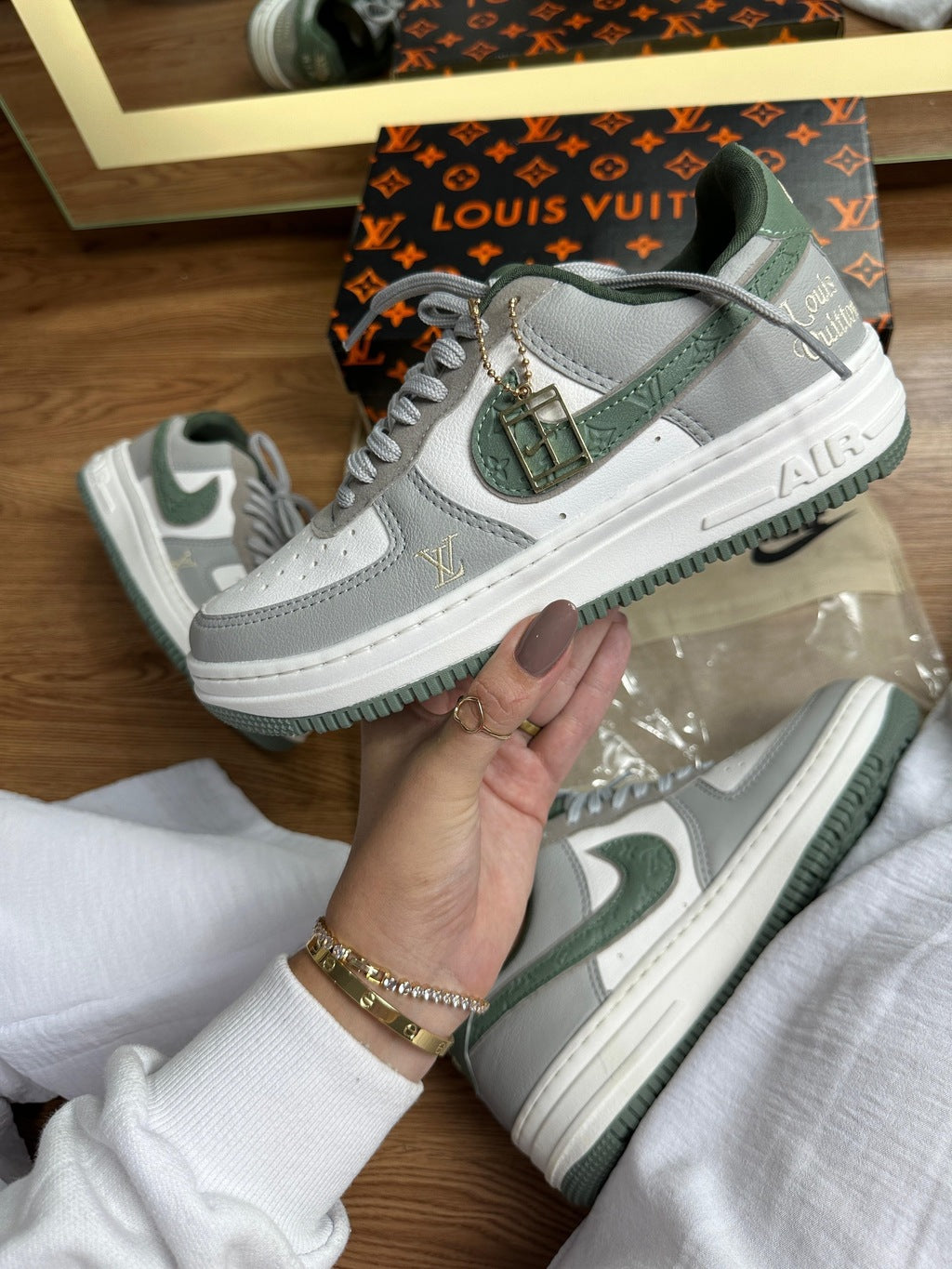 Tênis Nike Air Force LV Verde