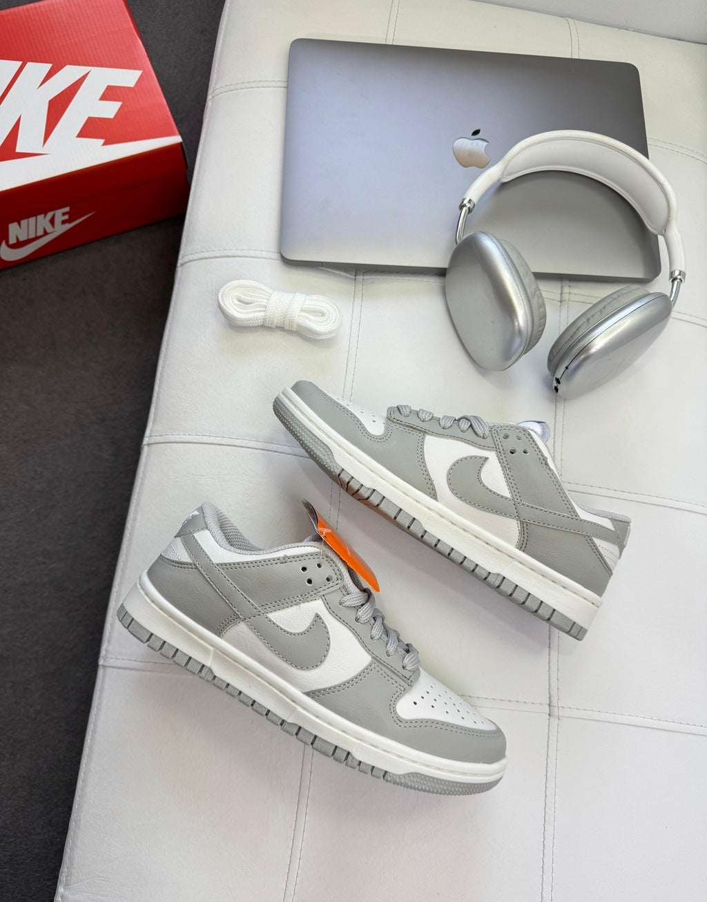 Tênis Nike Dunk Low Cinza Couro Vegano
