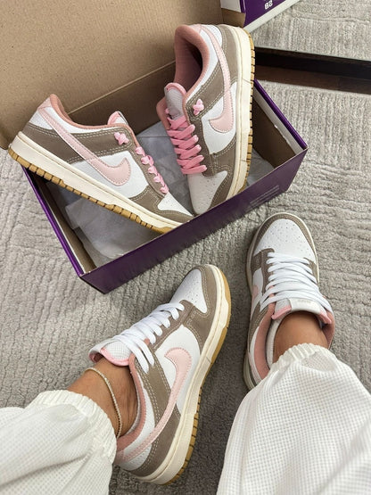 Tênis Nike Dunk Camurça Marrom e Rosa