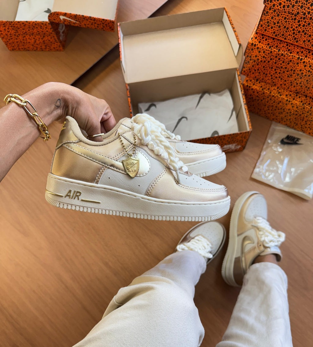 Tênis Nike Air Force Metalizado Luxo