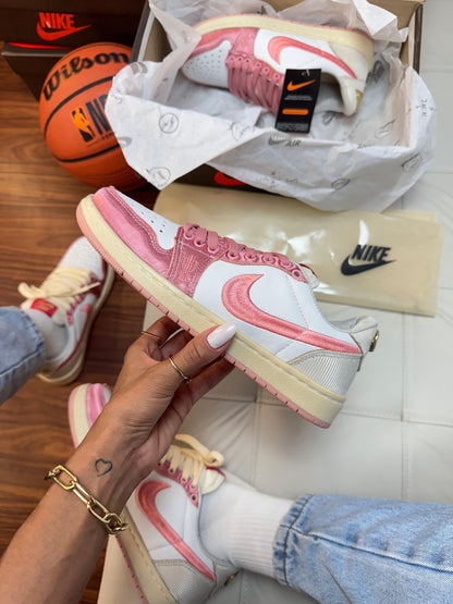 Tênis Nike Jordan Low X Travis Scott Prime