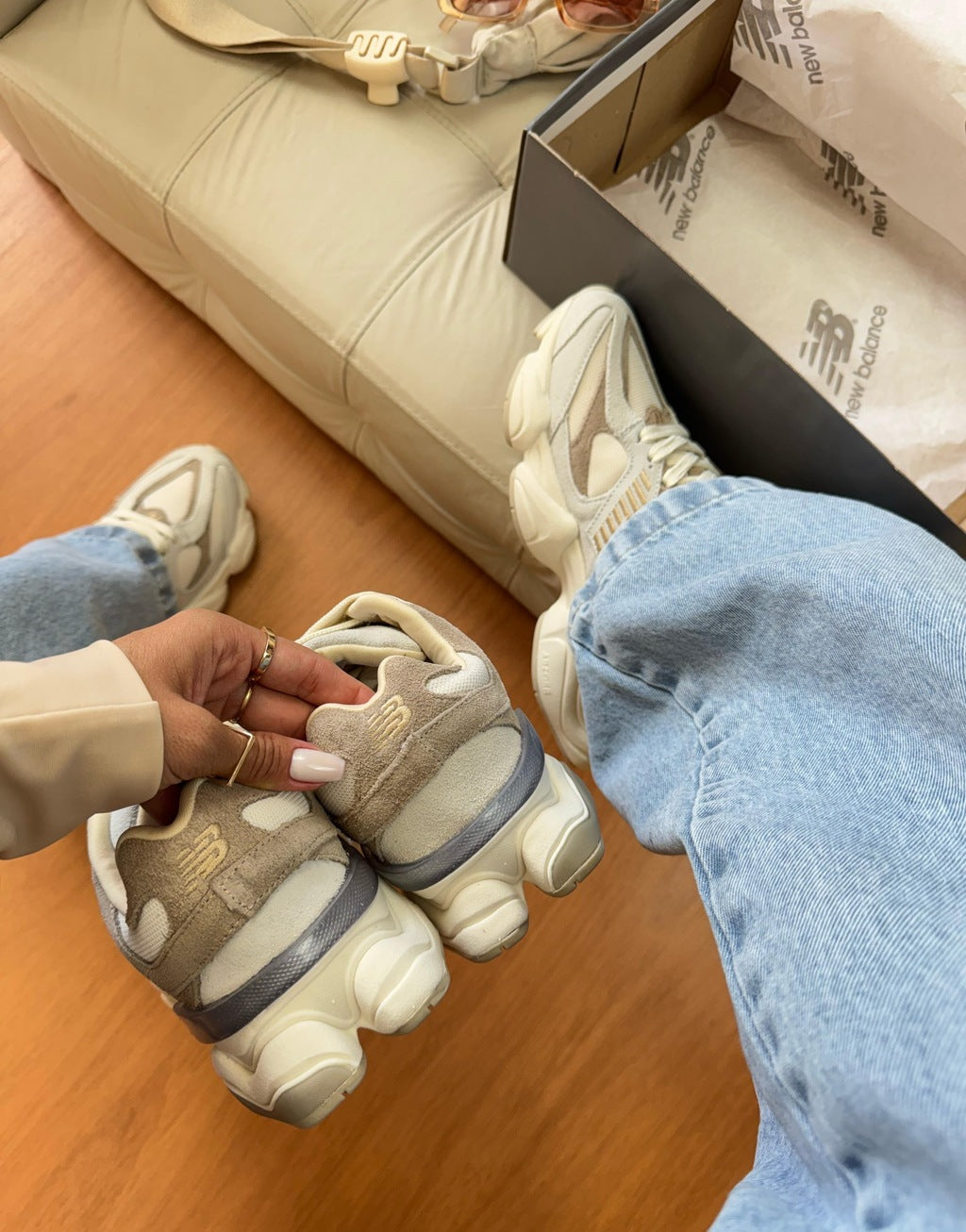 Tênis New Balance 9060 Off White Couro 100% Legítimo